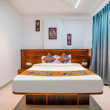 Fabhotel Crystal Inn - Nr Suvarndeep Chowk Pimpri-Chinchwad Luaran gambar