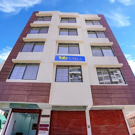 Fabhotel Crystal Inn - Nr Suvarndeep Chowk Pimpri-Chinchwad Luaran gambar