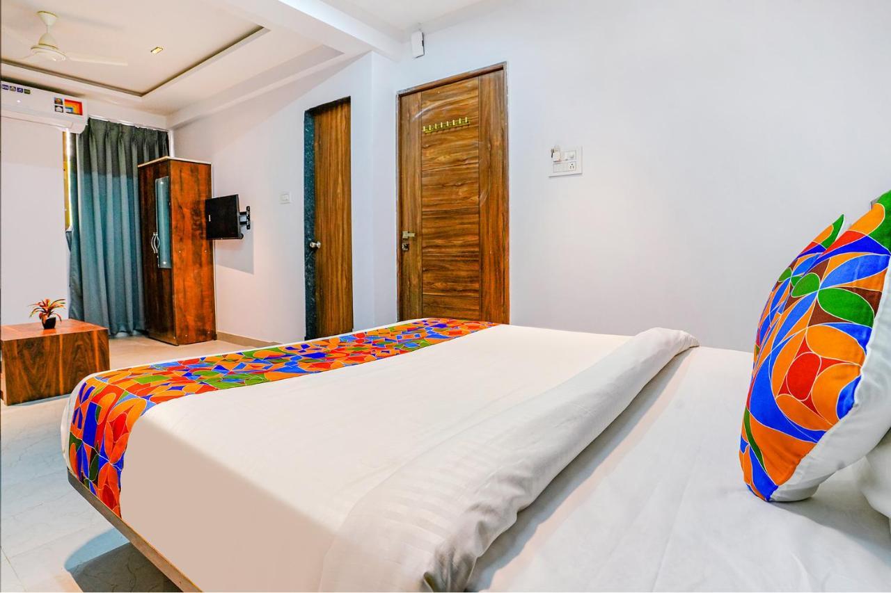 Fabhotel Crystal Inn - Nr Suvarndeep Chowk Pimpri-Chinchwad Luaran gambar