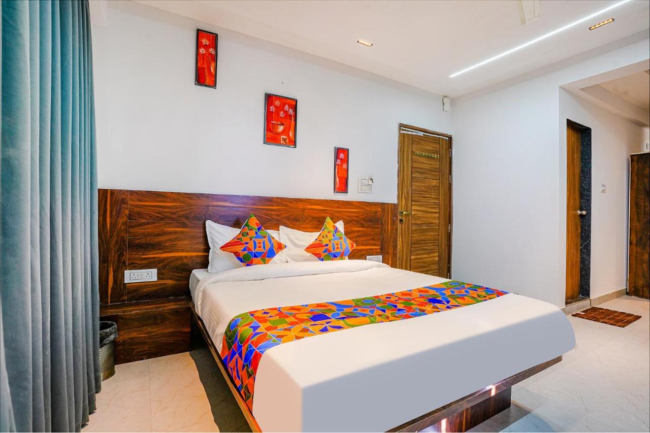 Fabhotel Crystal Inn - Nr Suvarndeep Chowk Pimpri-Chinchwad Luaran gambar